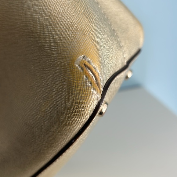 Kate Spade Purse - Picture 4 of 11